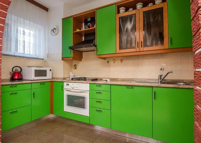 On Island Near Sandy Beaches Lägenhet *